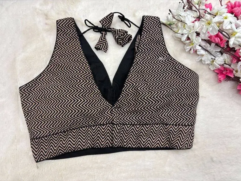 Symmetrical Print Blouse - View 7