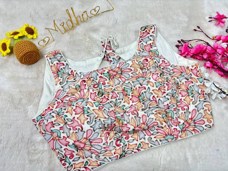 Meher Strachable Blouse - View 4