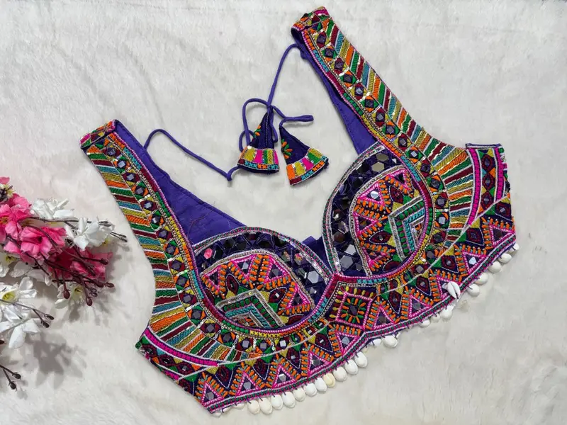 Phoolkari Mirror Work Blouse - View 4