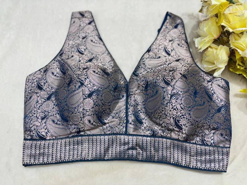 Noorani V-Back Blouse - View 12