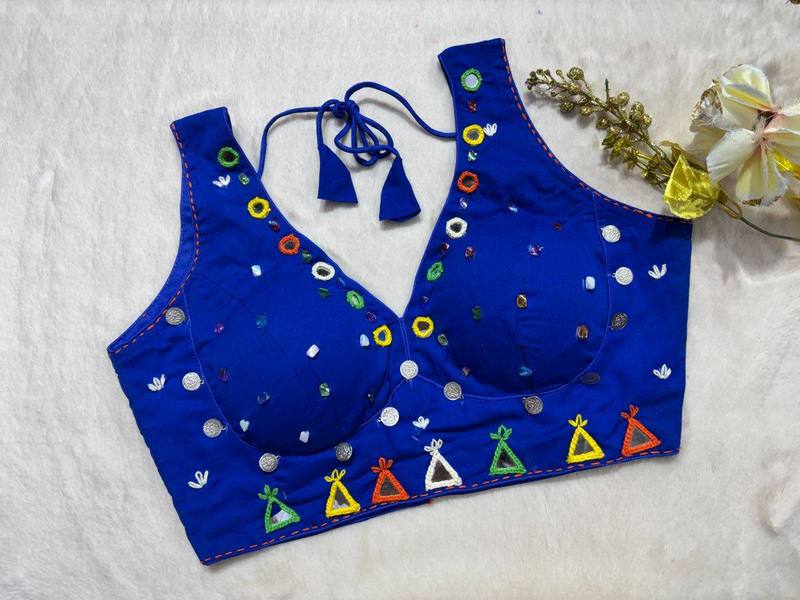 Heera Navratri Blouse - View 9