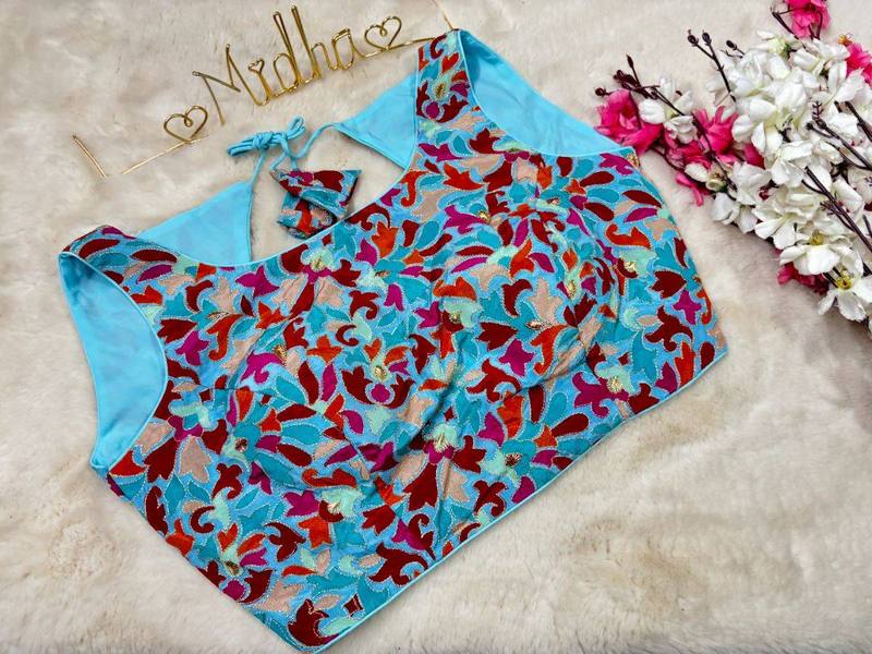 Meher Strachable Blouse - View 11