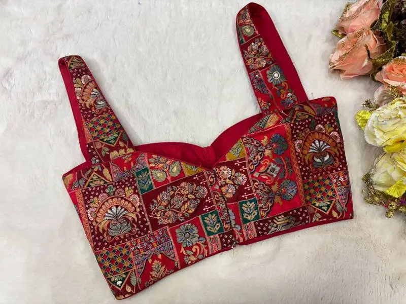 Rajputana Corset  - View 4
